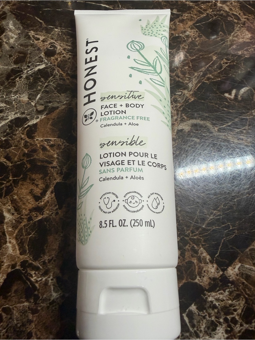 The Honest Company White & Light Green Sensitive Face + Body Lotion